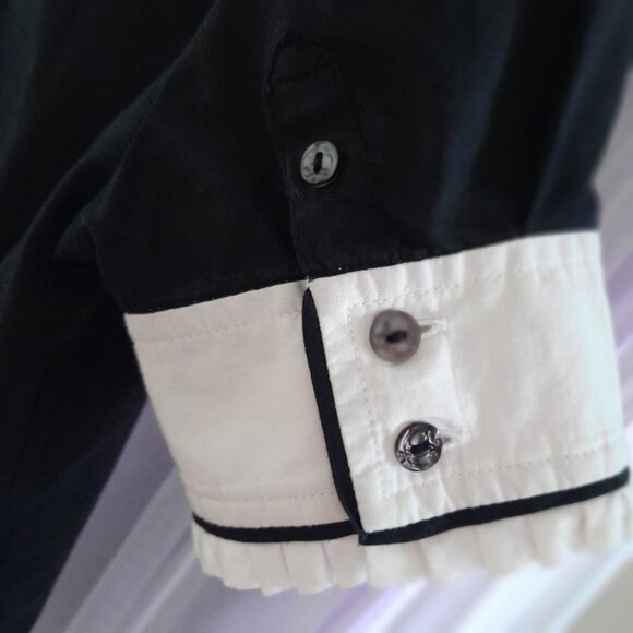 Lolita Gothic Black and white blouse with bustle back - Picture 2 of 6